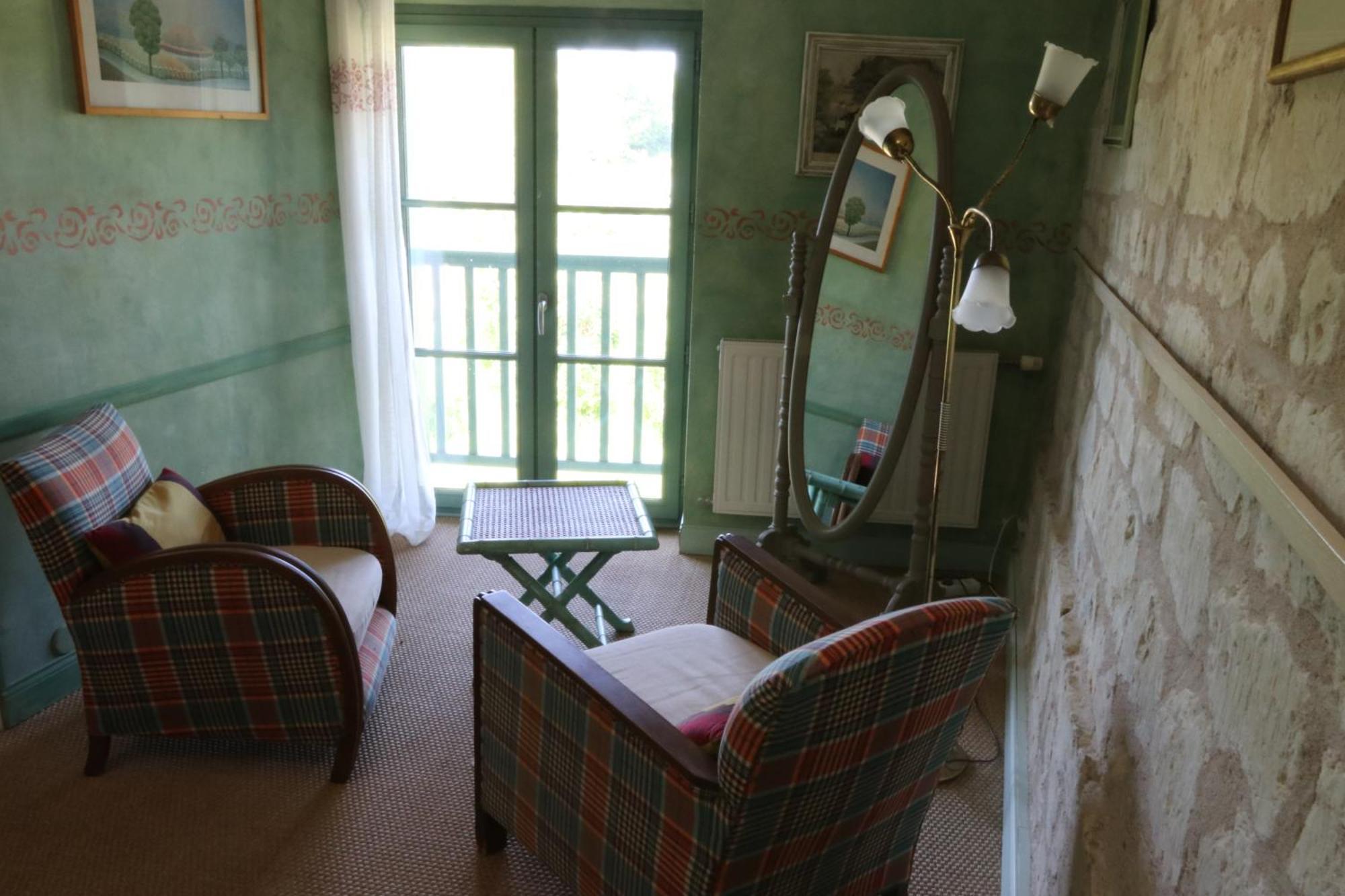 Chambres D'Hotes Du Noisillet Cinais Buitenkant foto