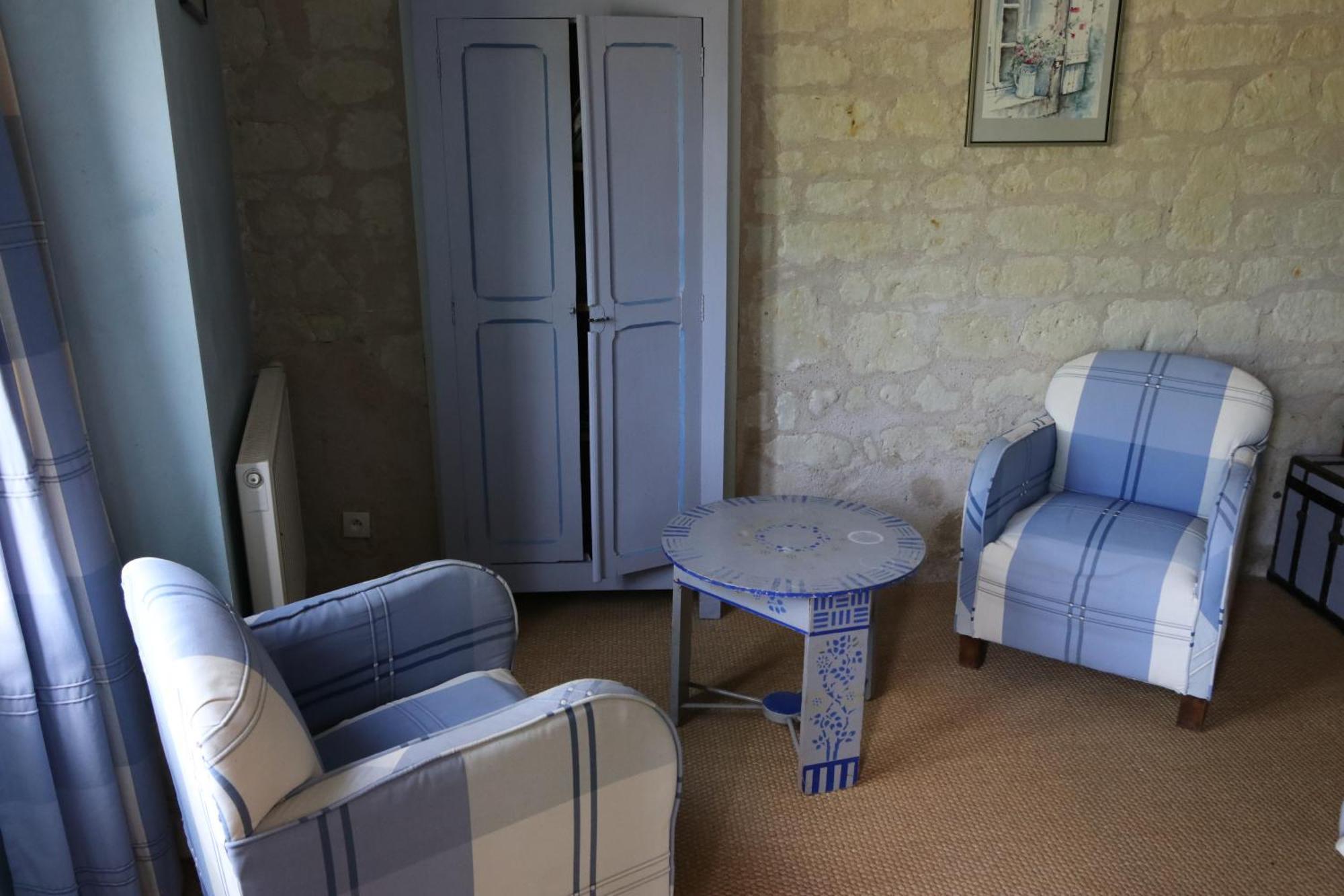 Chambres D'Hotes Du Noisillet Cinais Buitenkant foto