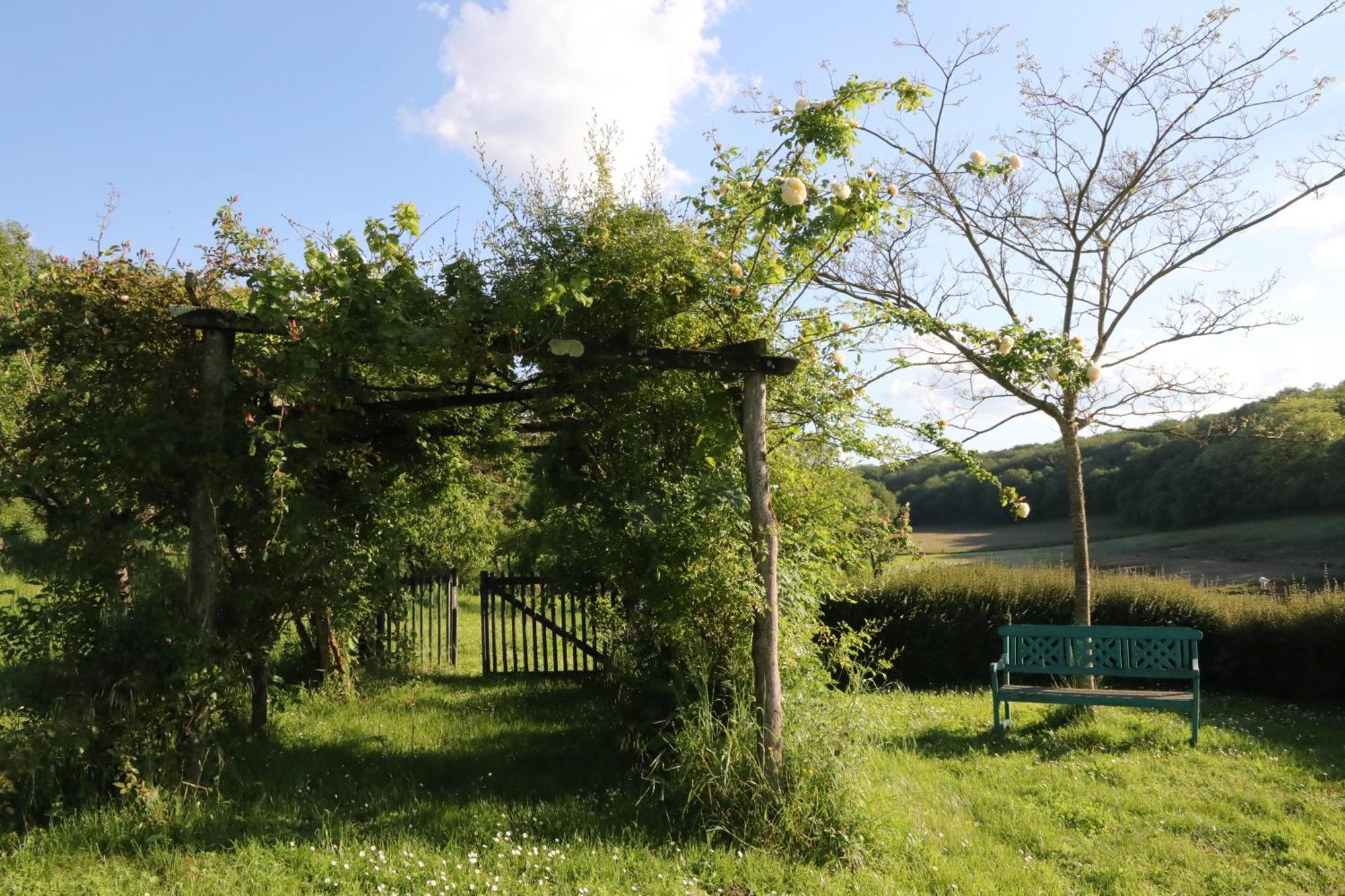 Chambres D'Hotes Du Noisillet Cinais Buitenkant foto